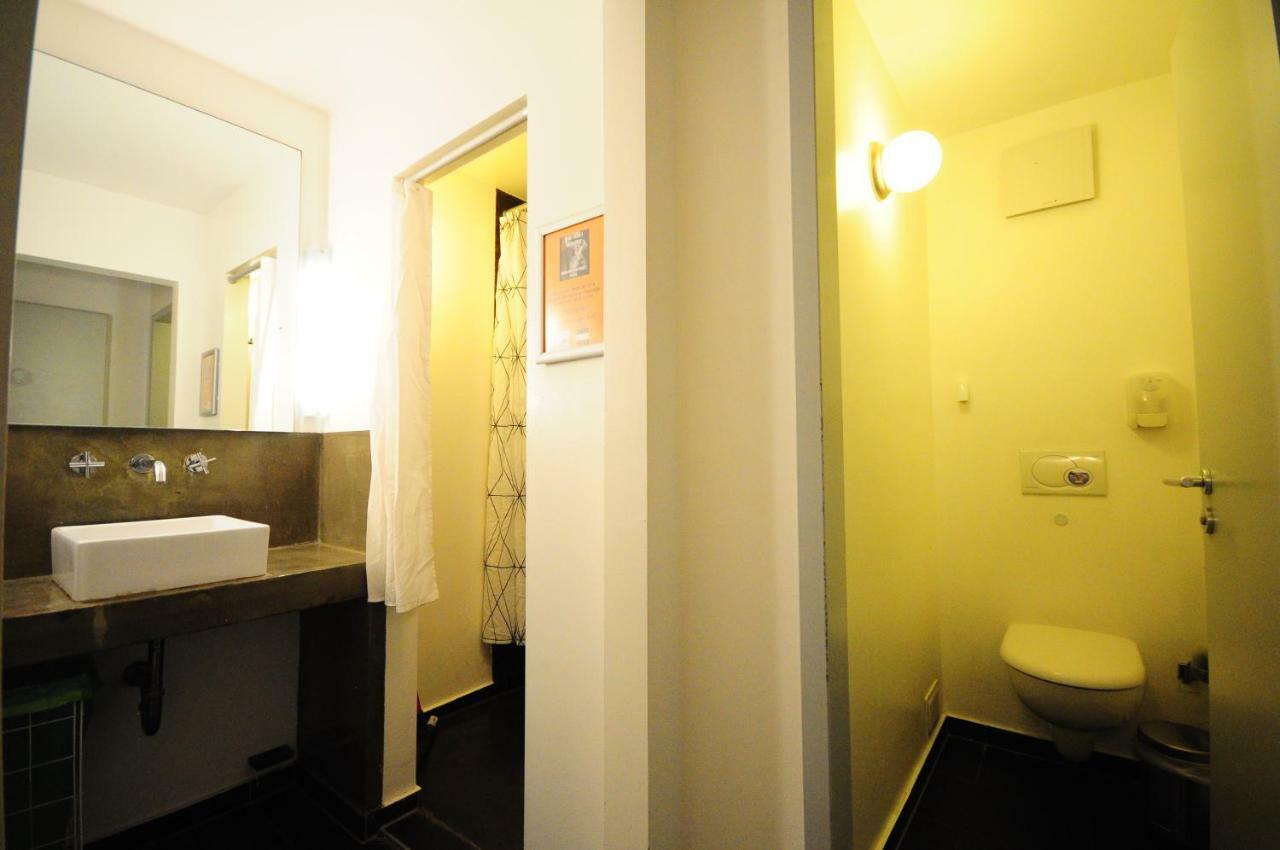 Hostel Five Elements Frankfurt *