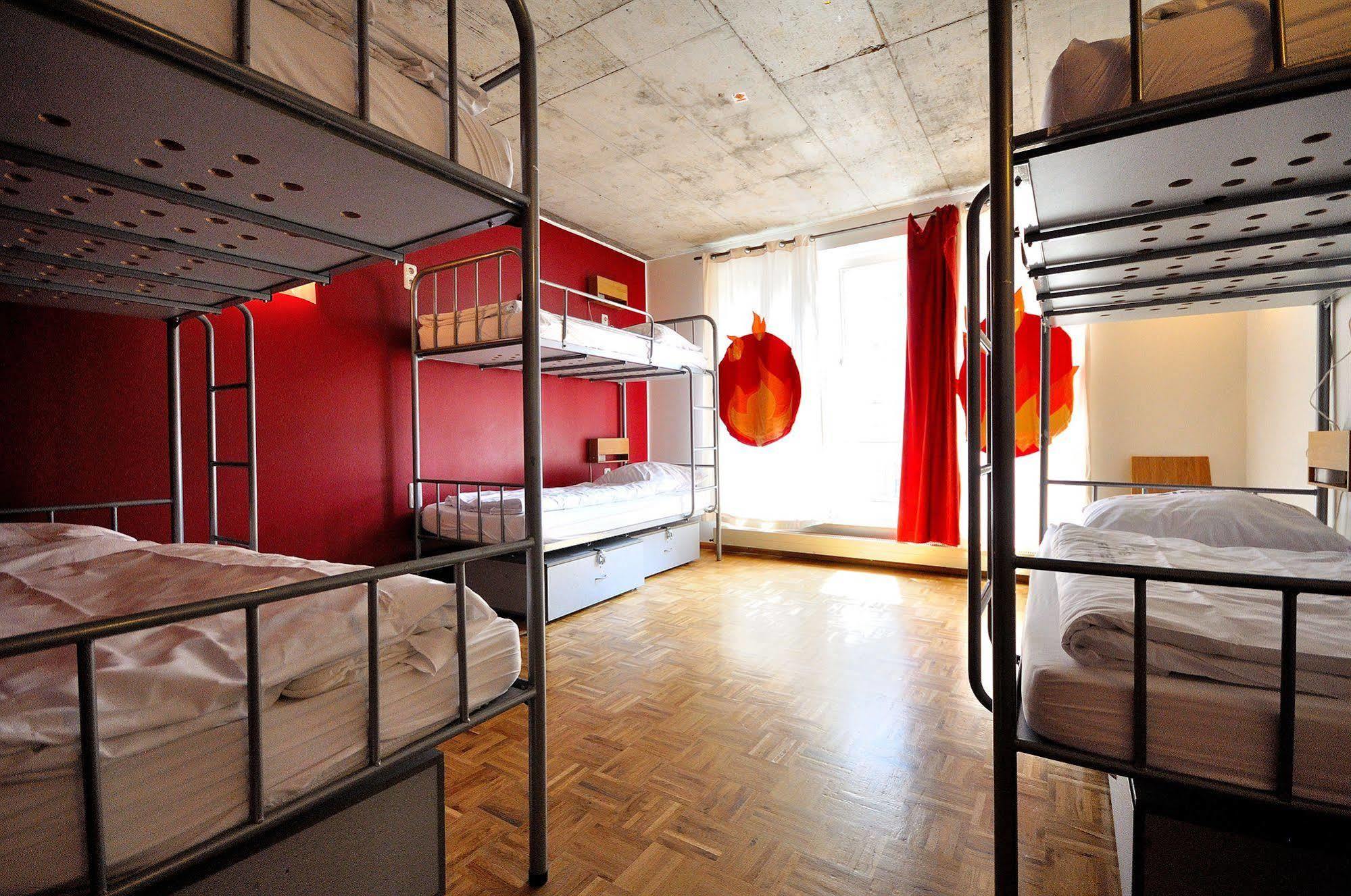 Hostel Five Elements And Capsules Frankfurt